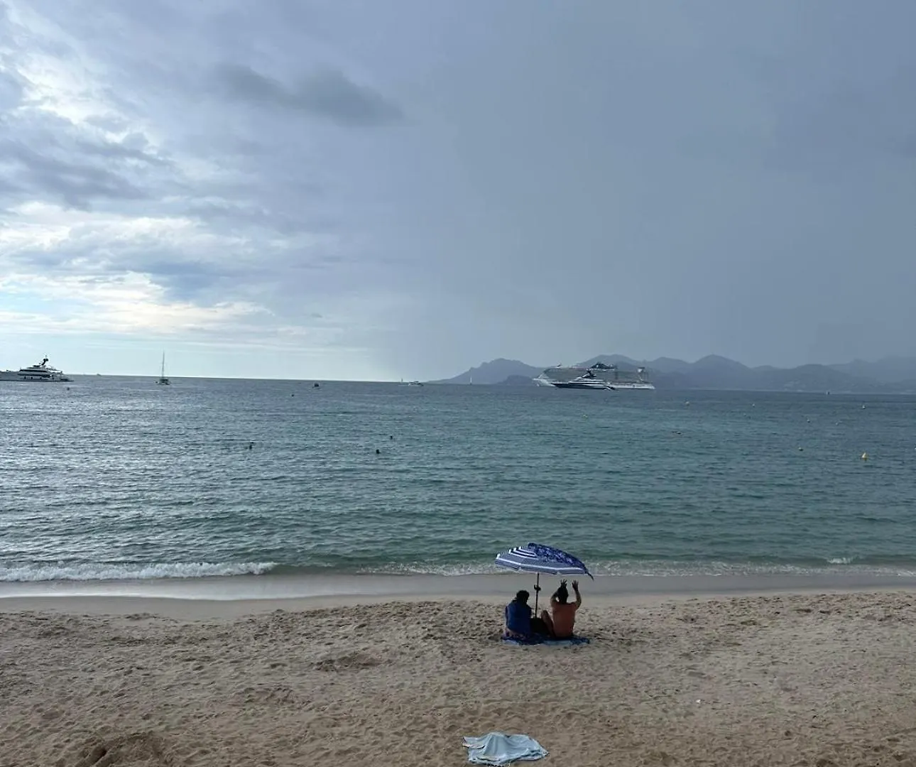 Croisette Beach & Palace Cannes 0*,  Francja